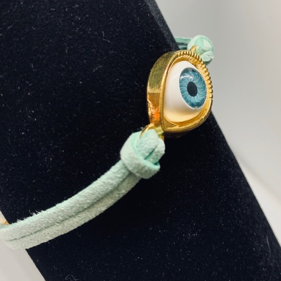 (U1) Evil Eye Bracelet - Picture 2 of 5